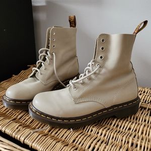Tan/Cream Dr. Martens Gently Worn